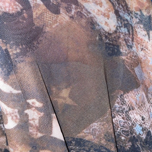 Gemstone Multicolor Graphic Sheet Top - Picture 5 of 5